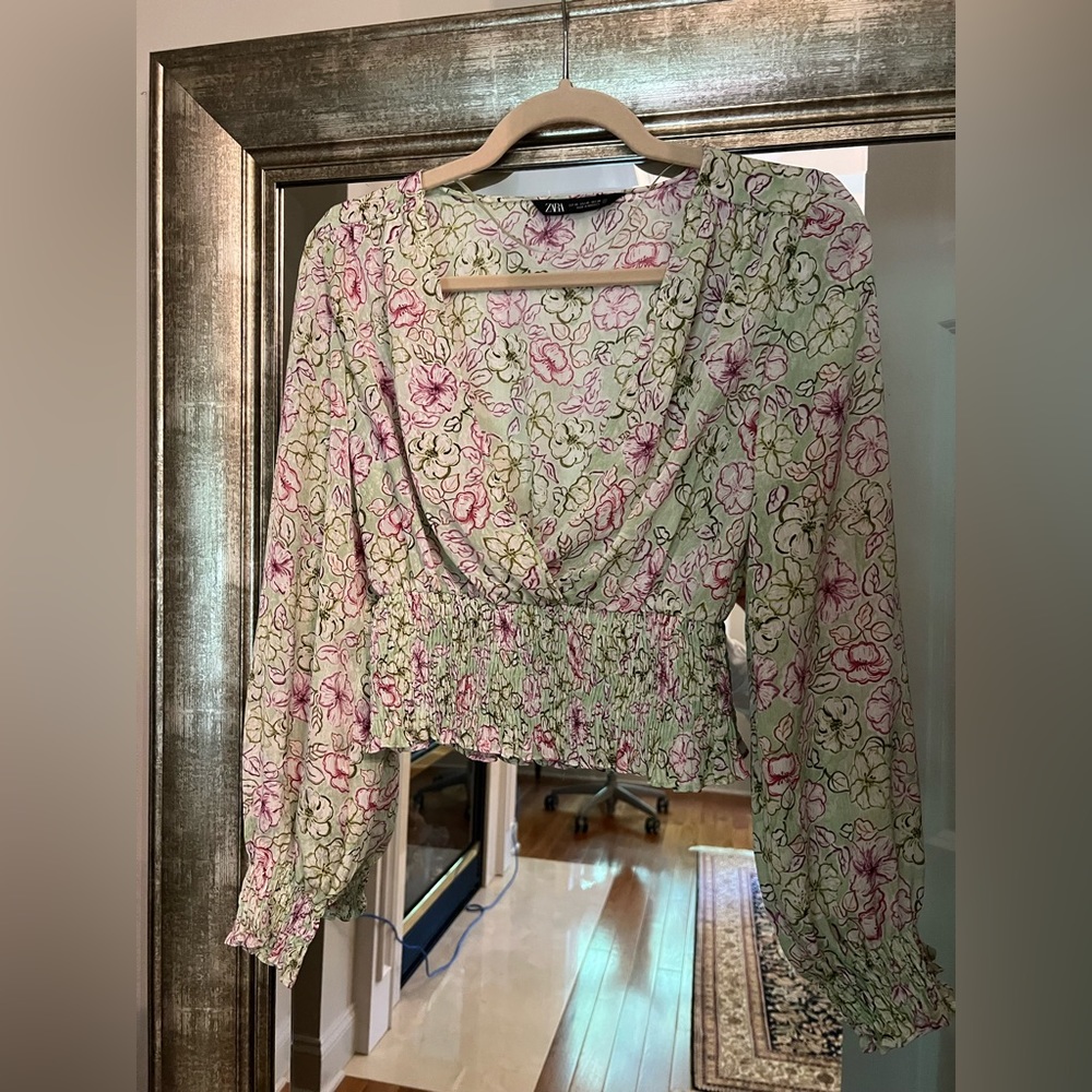 Zara floral blouse, XS